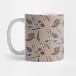 Beige Vintage Flowers Pattern Mug